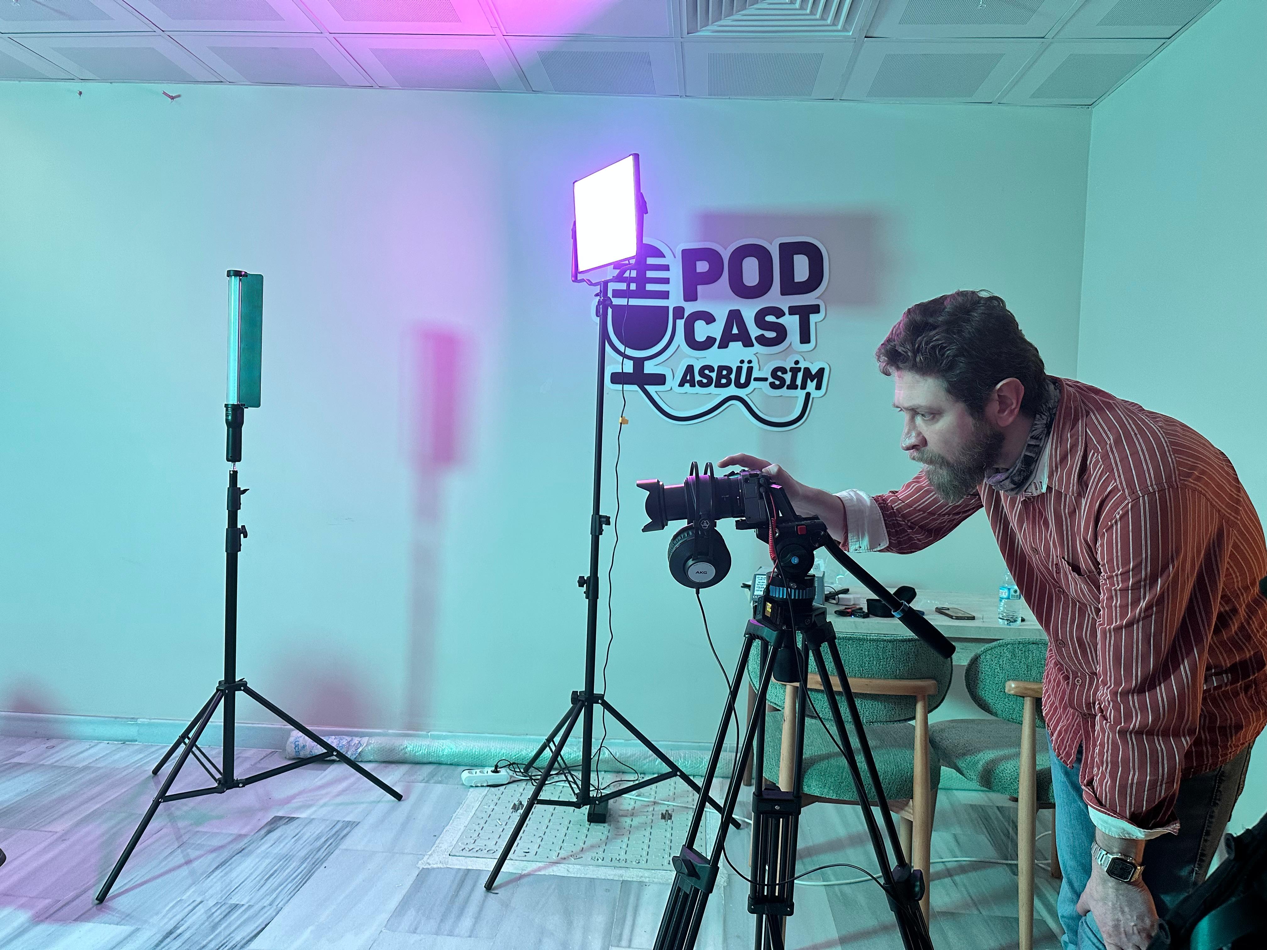 Platform ASBÜ Stüdyosu Hizmete Açıldı